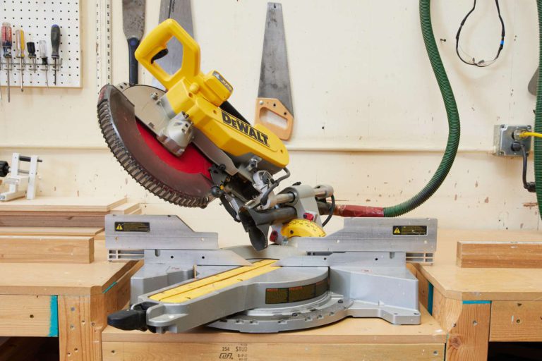 How Mitre Saws Transform the Quality of Your Woodworking Cuts