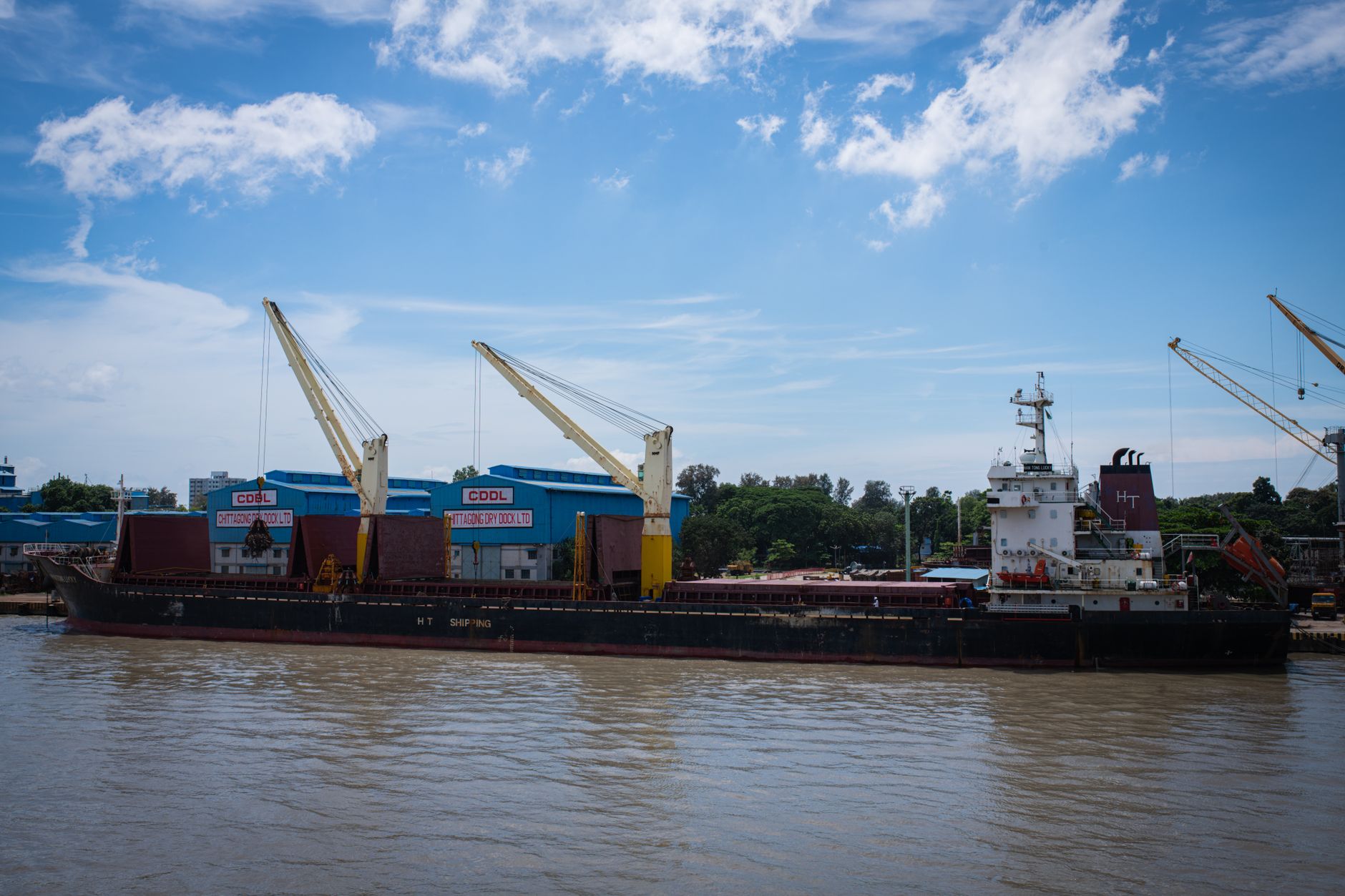 Kolkata port cargo terminal